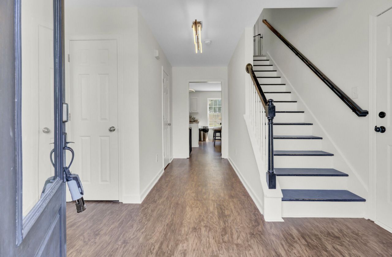 9622 Stockport Circle Photo 5