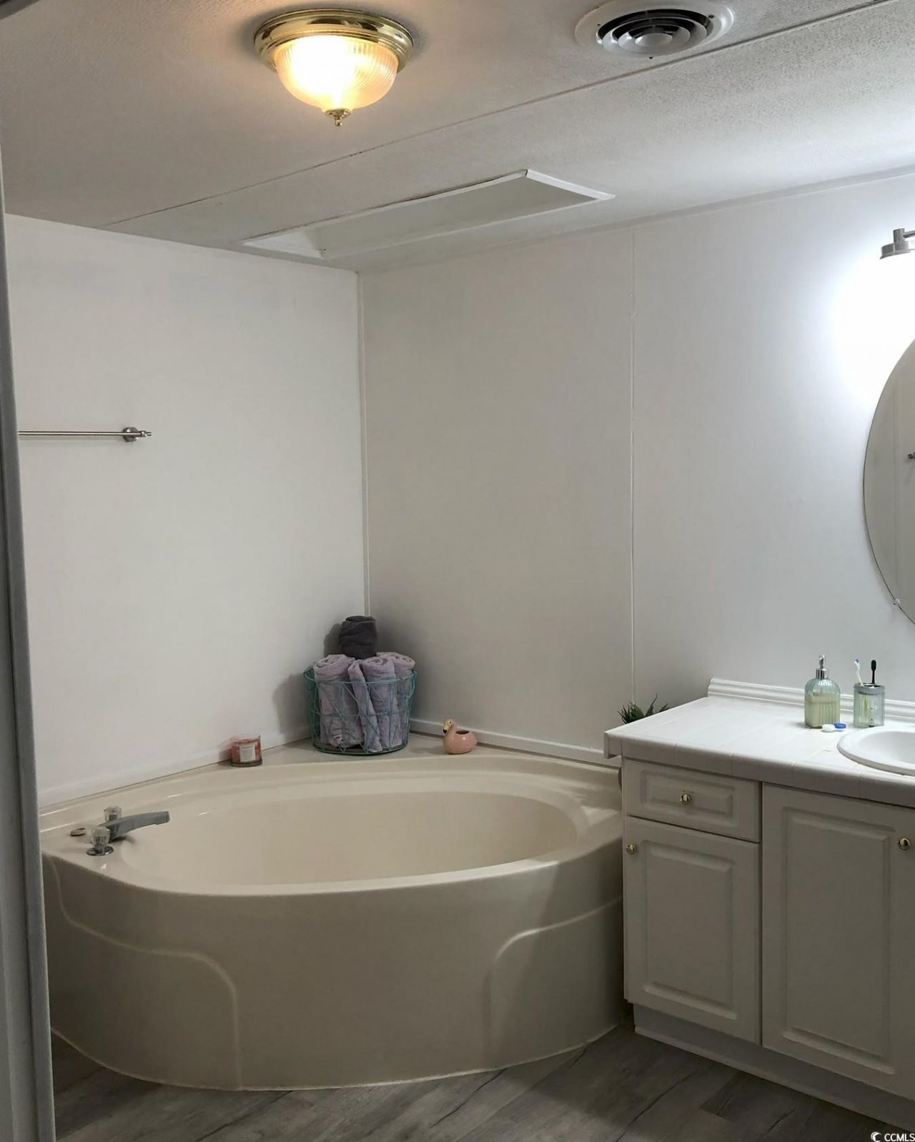 1408 Seagull Blvd. Photo 7