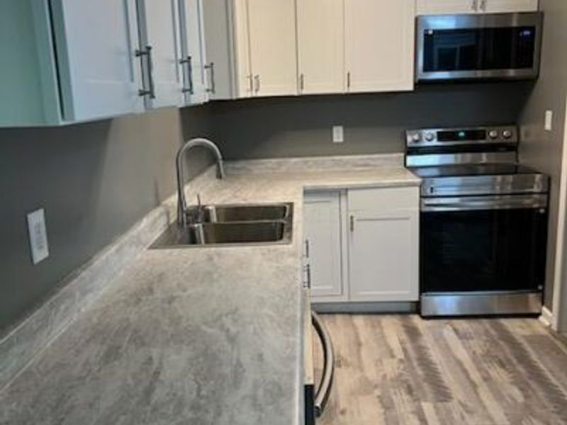 194 Fielde Drive, Newark, OH 43055 Photo 4