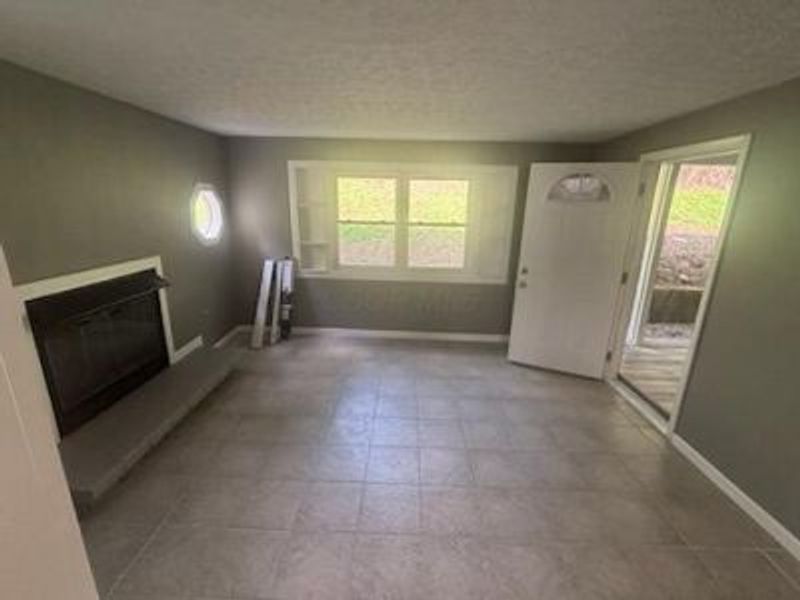 194 Fielde Drive, Newark, OH 43055 Photo 5