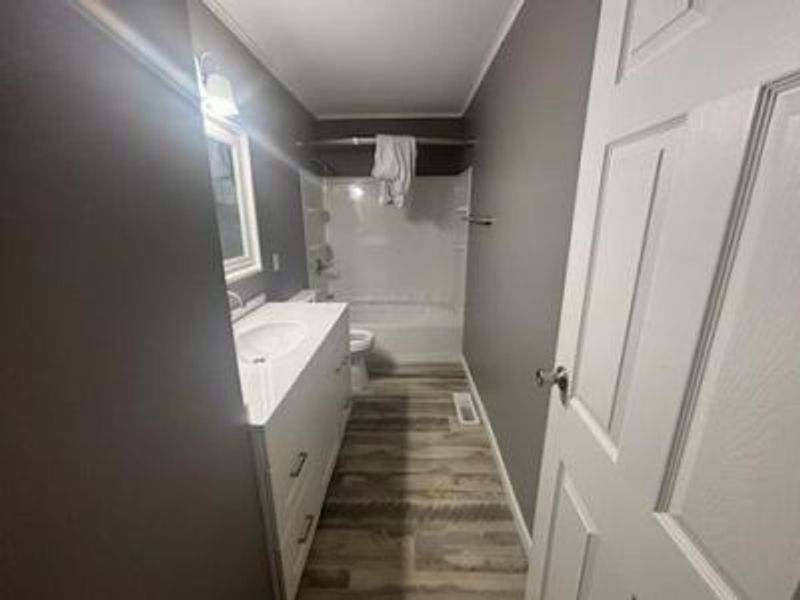 194 Fielde Drive, Newark, OH 43055 Photo 6