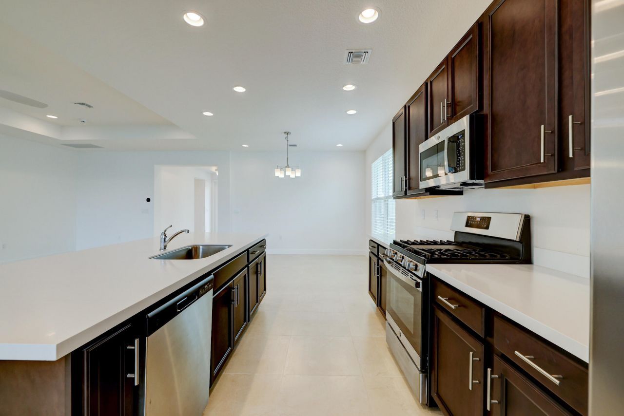 11886 SW Poseidon Way, Port Saint Lucie, FL 34987 Photo