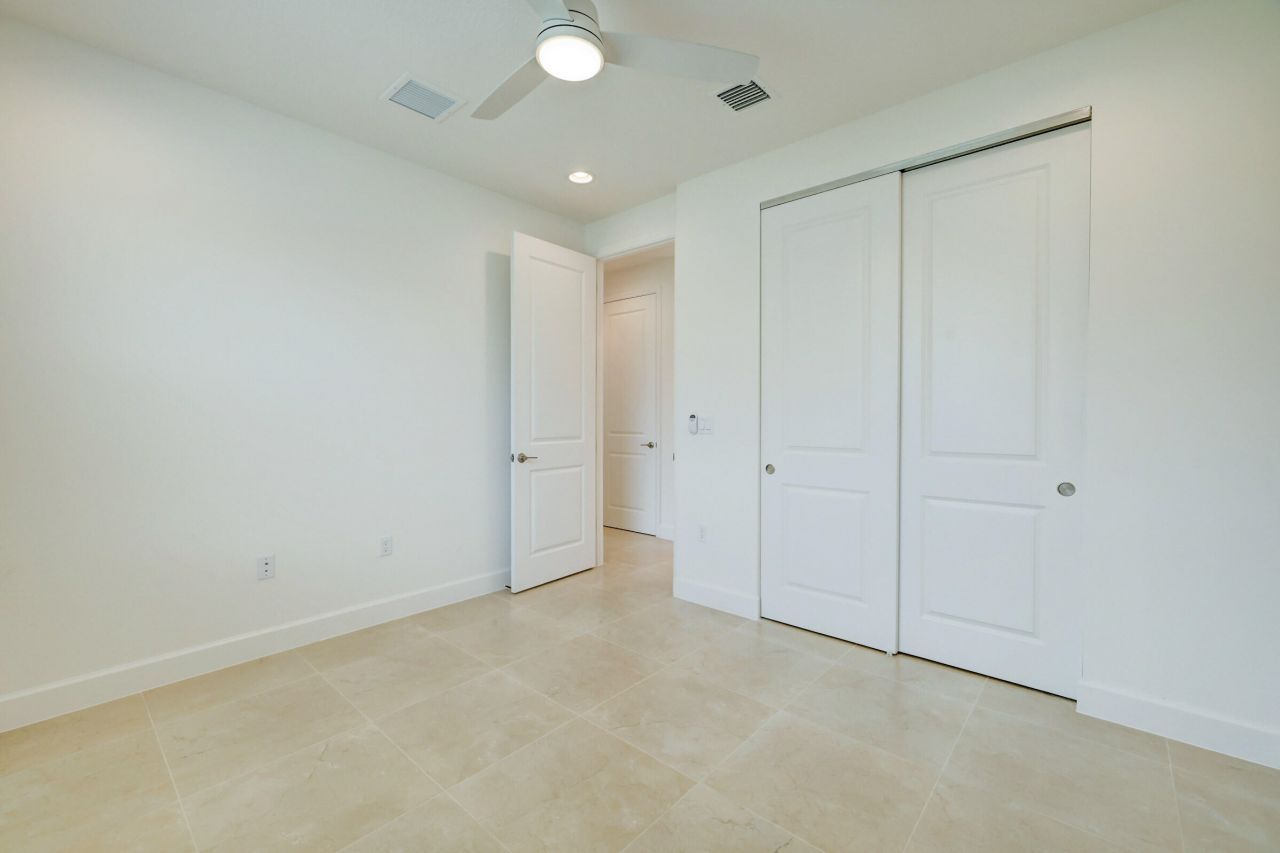 11886 SW Poseidon Way, Port Saint Lucie, FL 34987 Photo