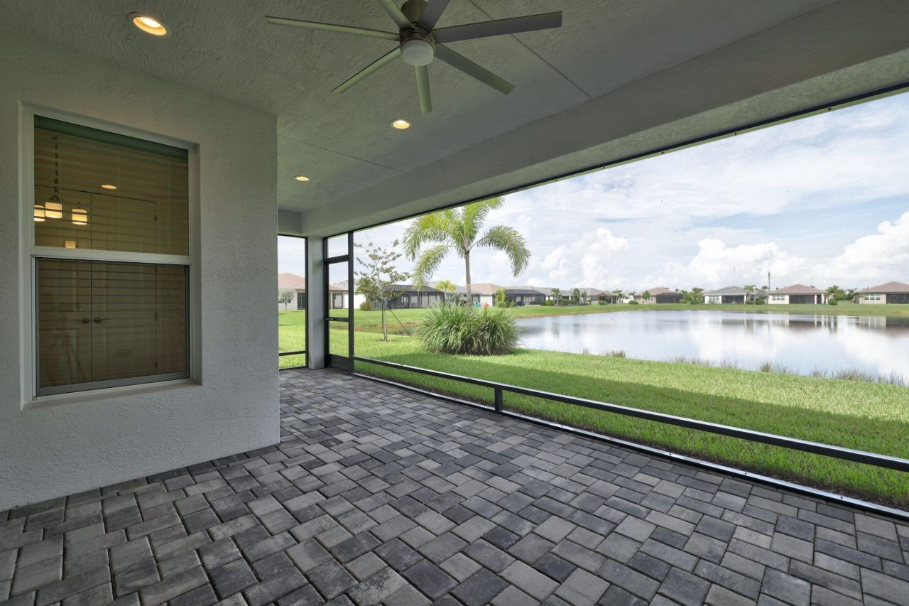 11886 SW Poseidon Way, Port Saint Lucie, FL 34987 Photo