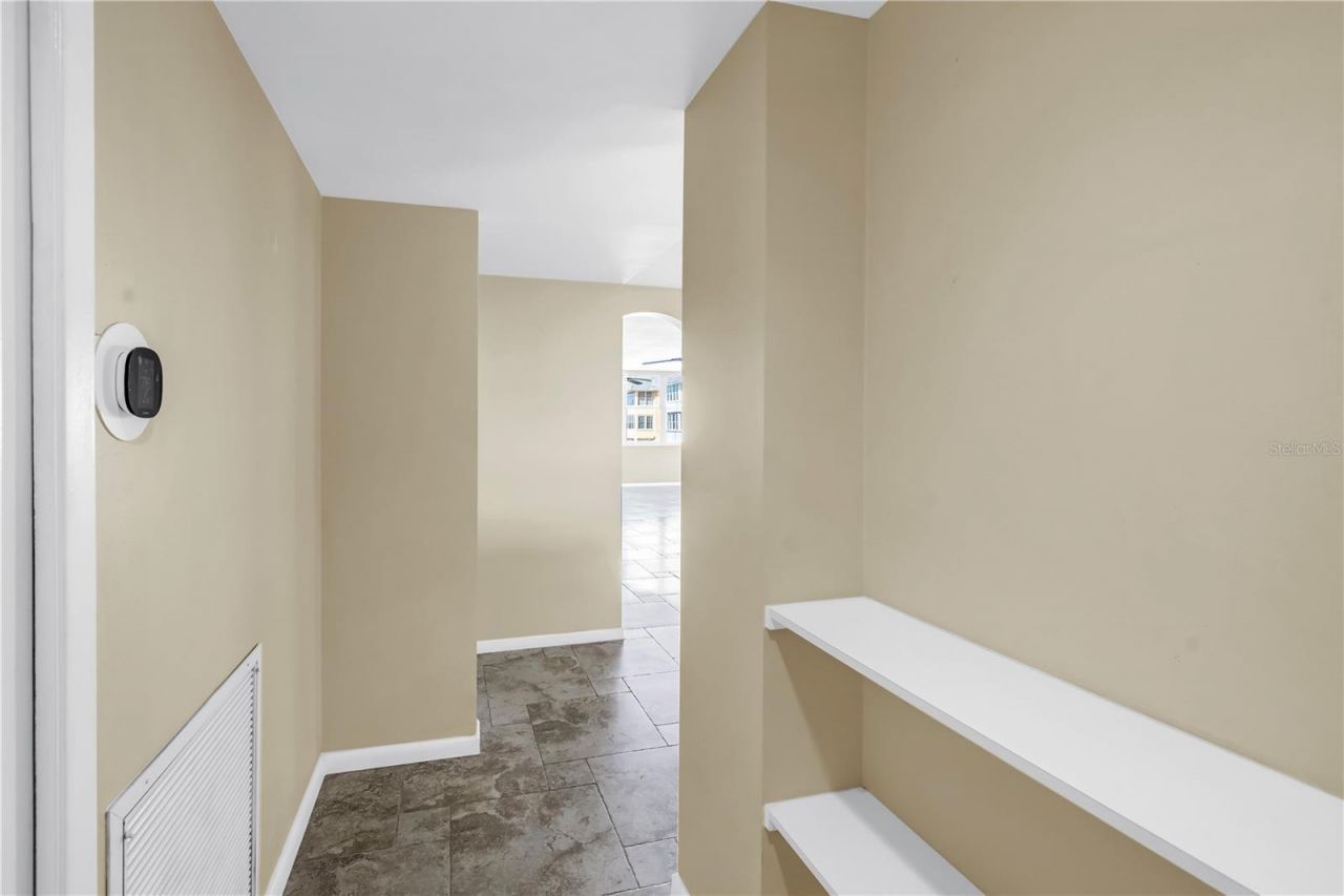 5108 Brittany Drive S, Unit 908, Saint Petersburg, FL 33715 Photo