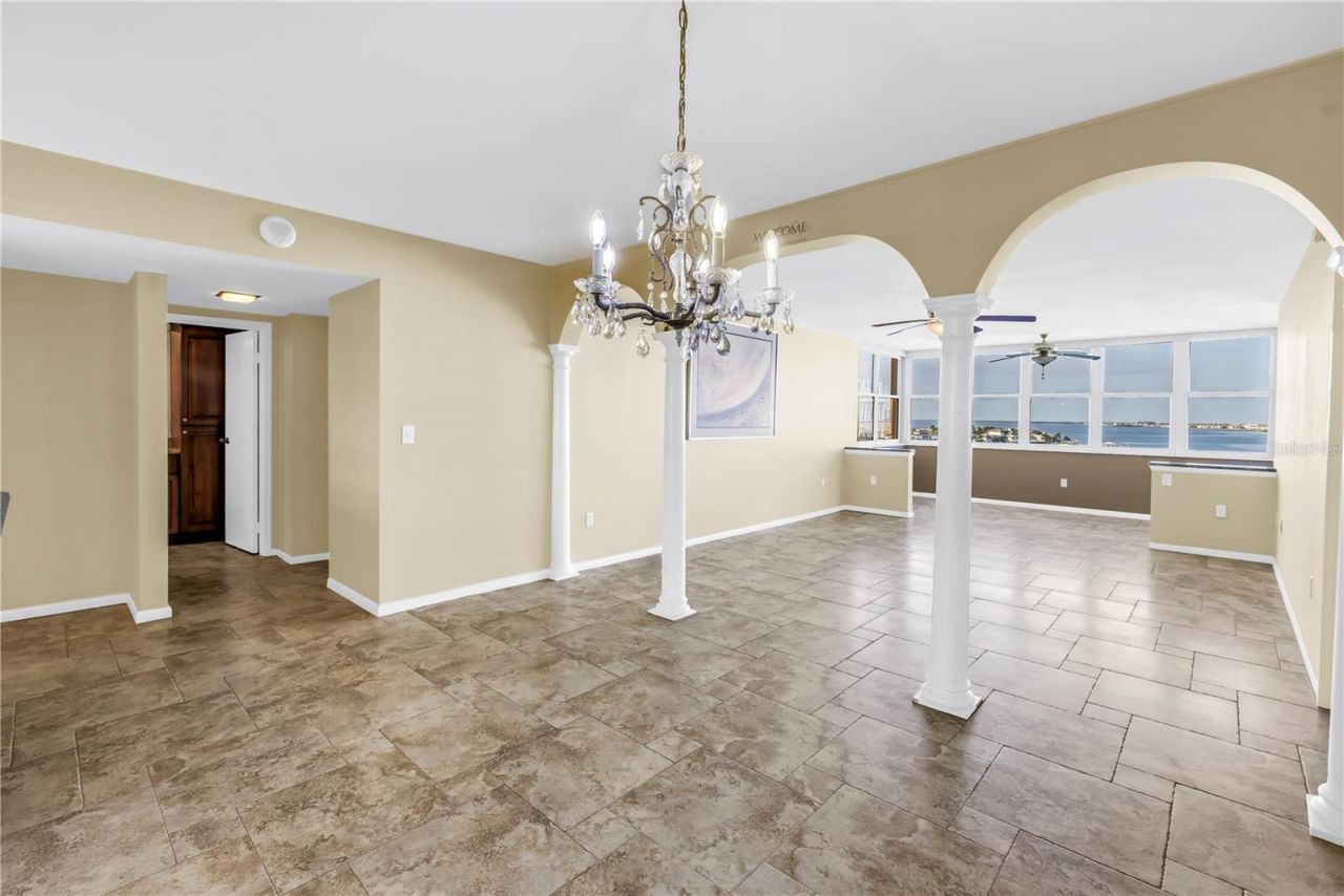 5108 Brittany Drive S, Unit 908, Saint Petersburg, FL 33715 Photo