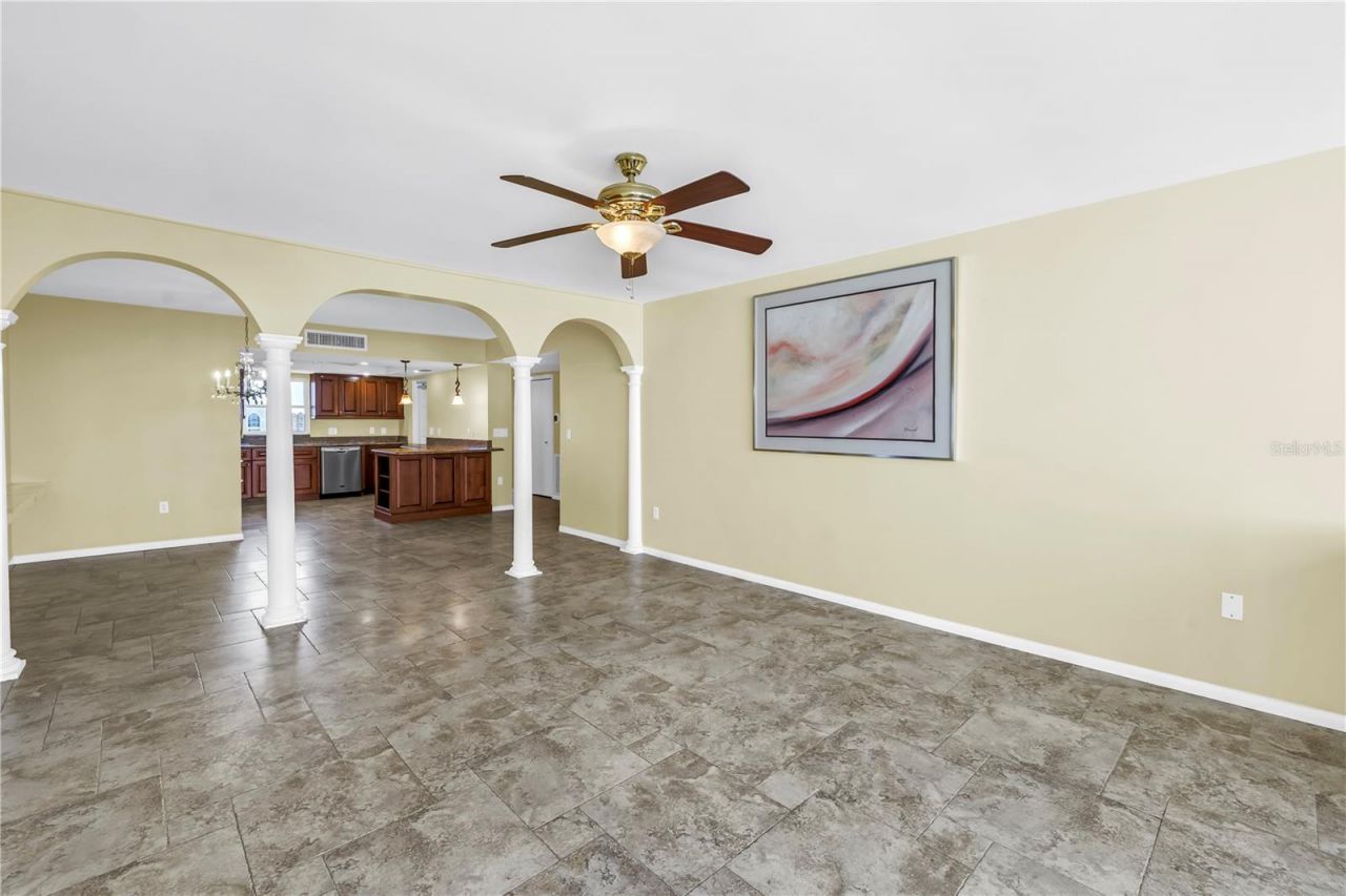 5108 Brittany Drive S, Unit 908, Saint Petersburg, FL 33715 Photo