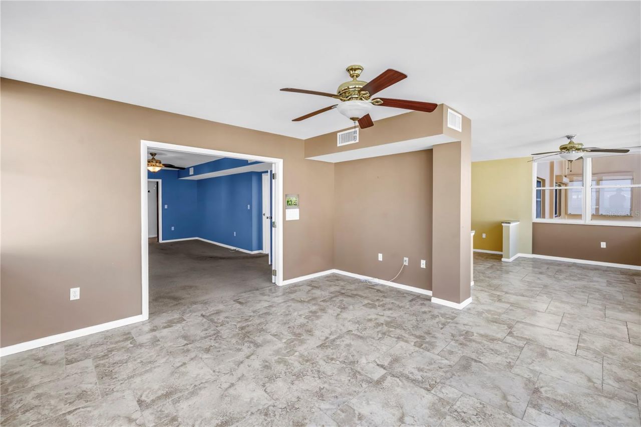 5108 Brittany Drive S, Unit 908, Saint Petersburg, FL 33715 Photo