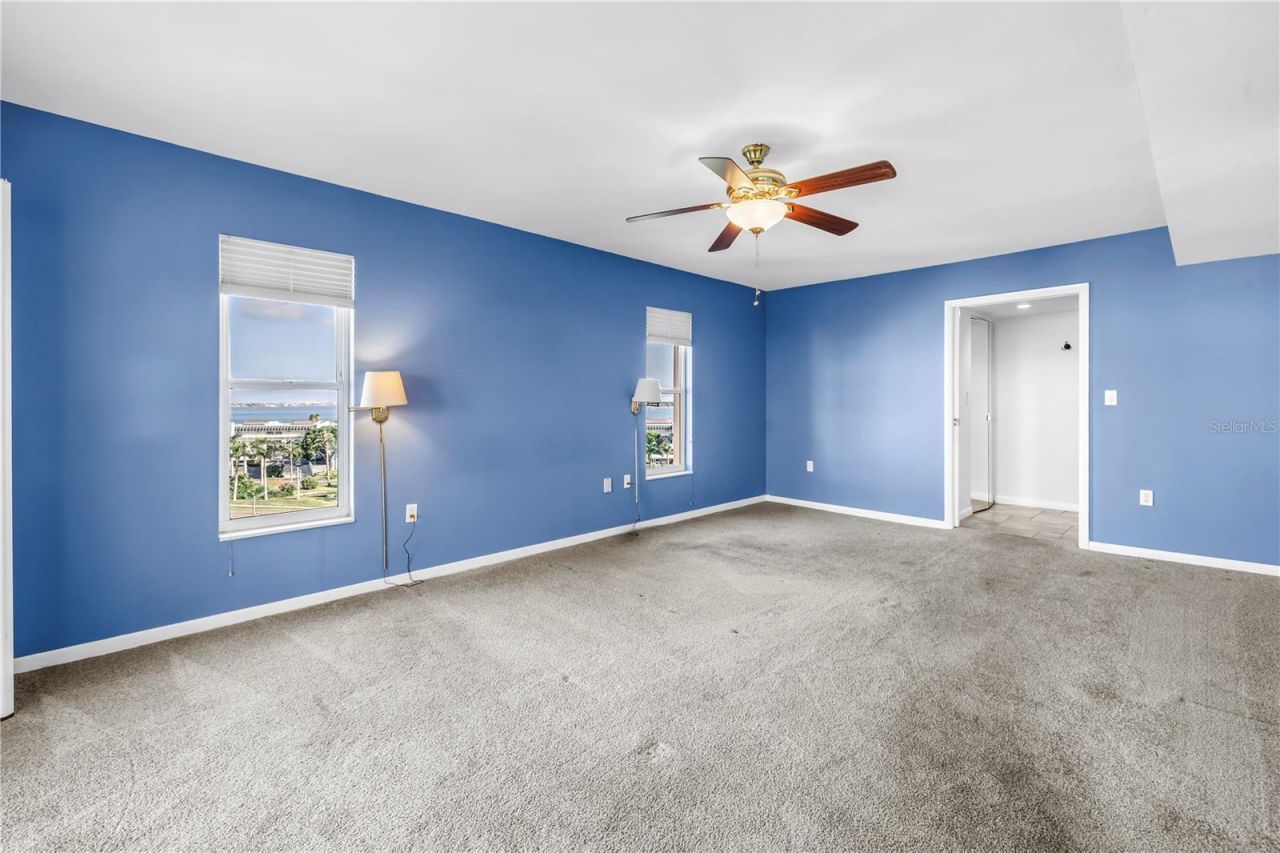 5108 Brittany Drive S, Unit 908, Saint Petersburg, FL 33715 Photo