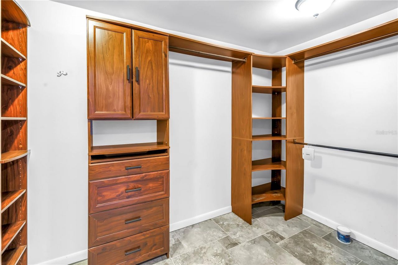 5108 Brittany Drive S, Unit 908, Saint Petersburg, FL 33715 Photo