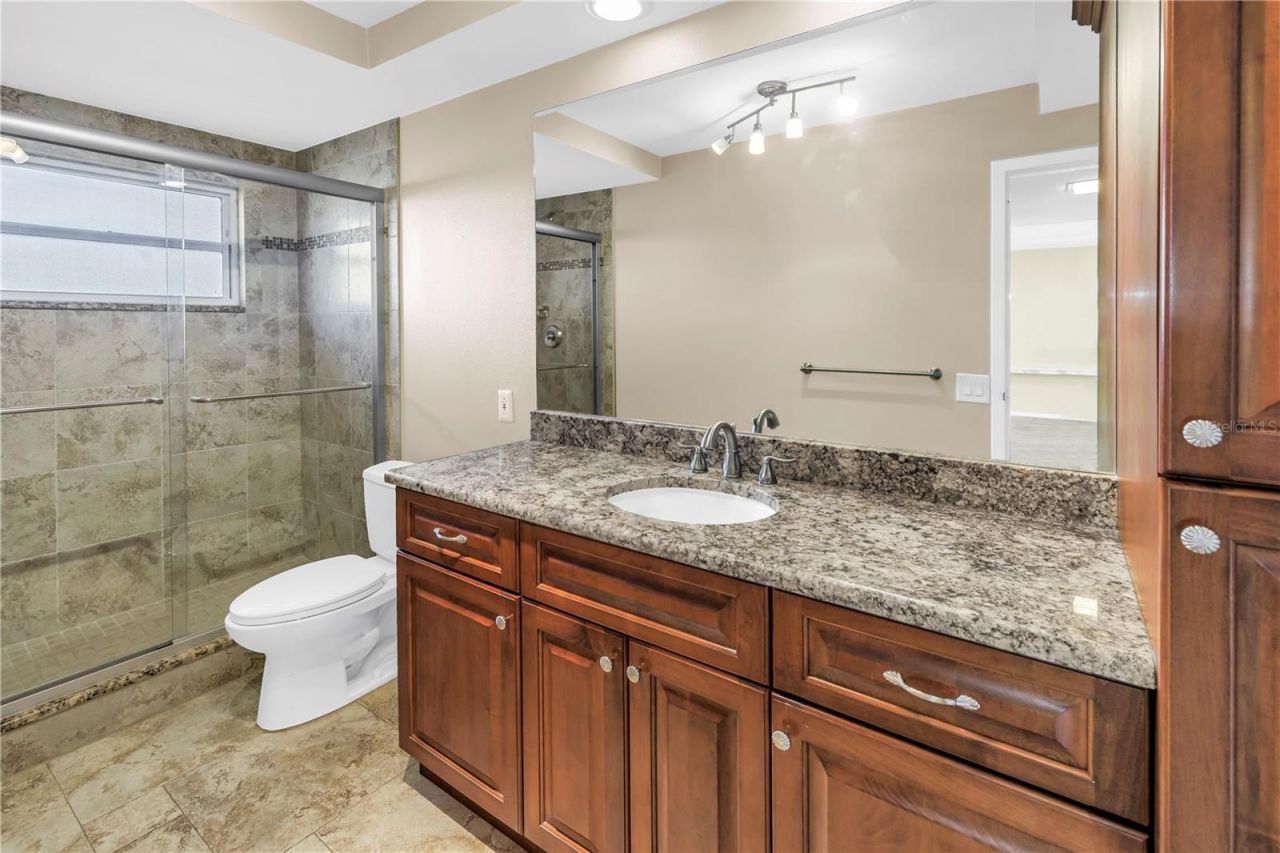 5108 Brittany Drive S, Unit 908, Saint Petersburg, FL 33715 Photo