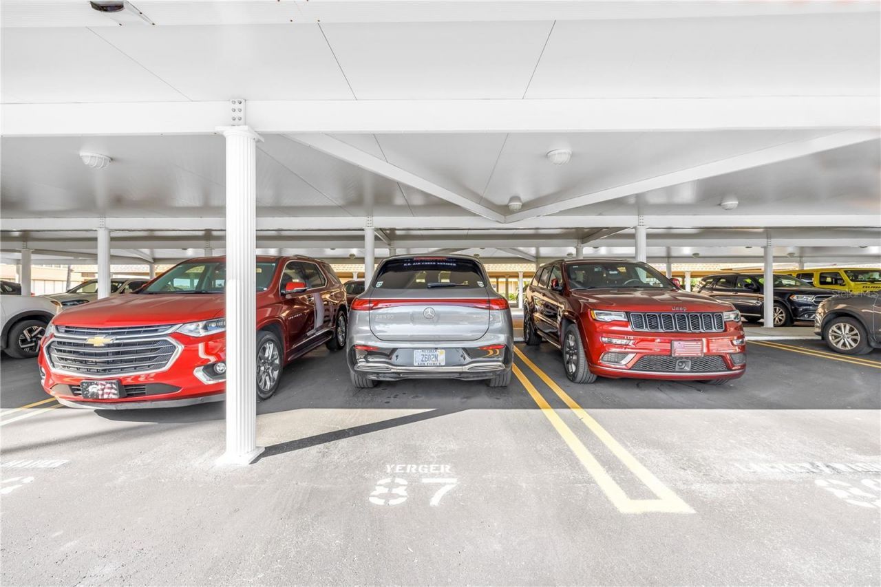 5108 Brittany Drive S, Unit 908, Saint Petersburg, FL 33715 Photo