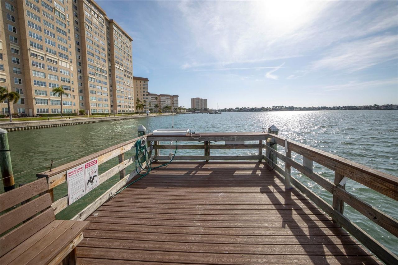 5108 Brittany Drive S, Unit 908, Saint Petersburg, FL 33715 Photo