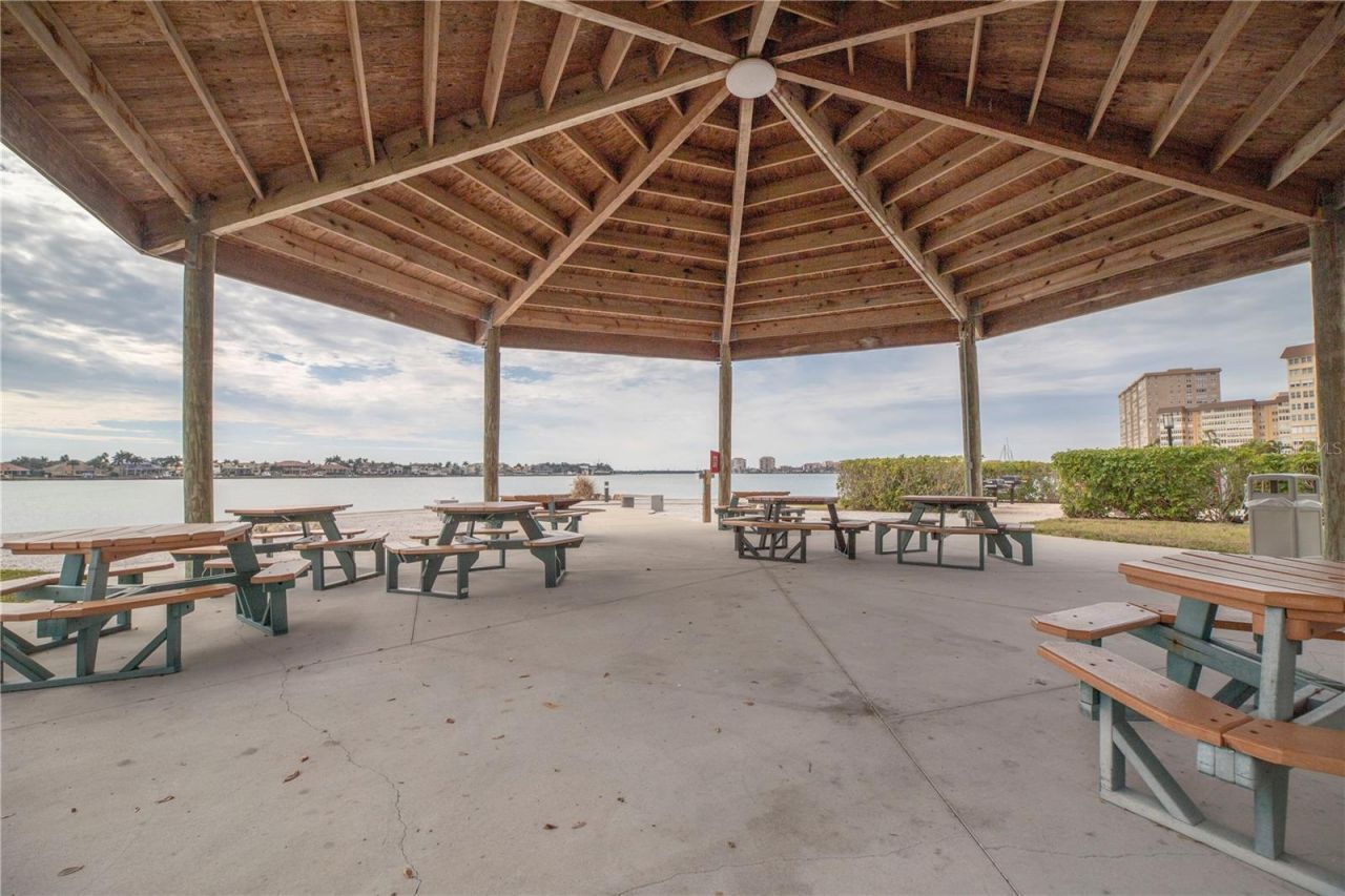 5108 Brittany Drive S, Unit 908, Saint Petersburg, FL 33715 Photo