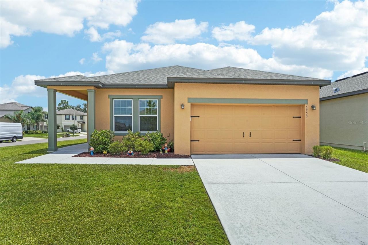 3953 Spruce Creek Drive, Lakeland, FL 33811 Main Photo