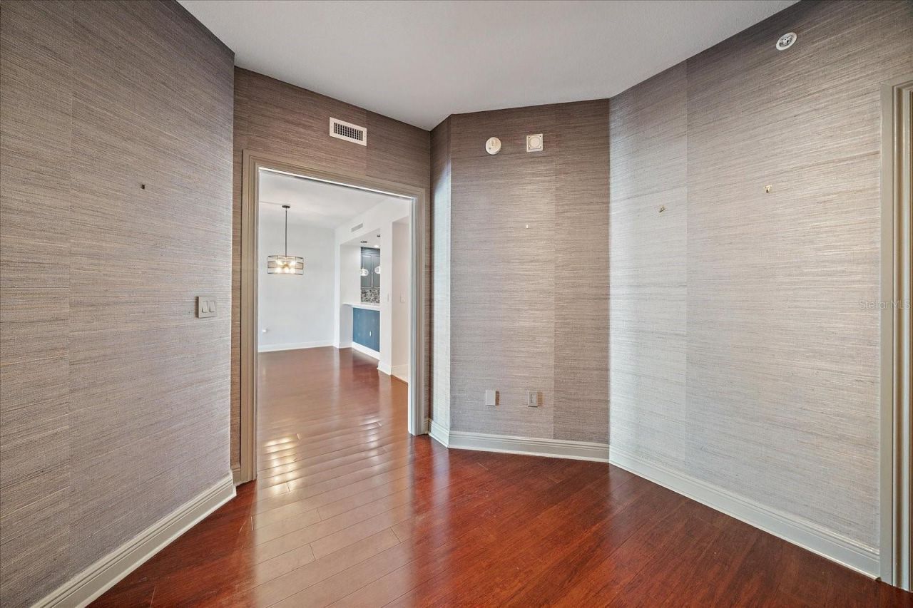 1771 Ringling Boulevard, Unit 703, Sarasota, FL 34236 Photo