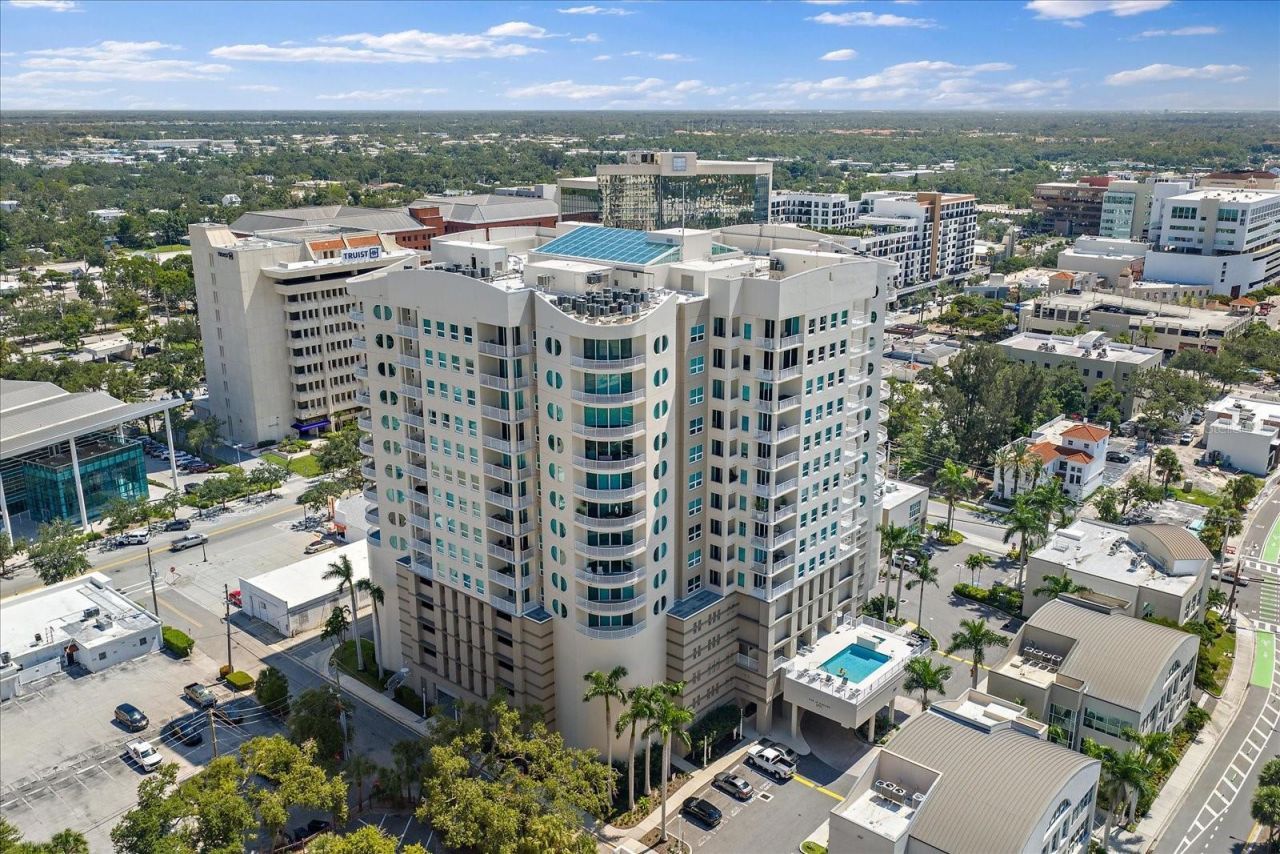 1771 Ringling Boulevard, Unit 703, Sarasota, FL 34236 Photo