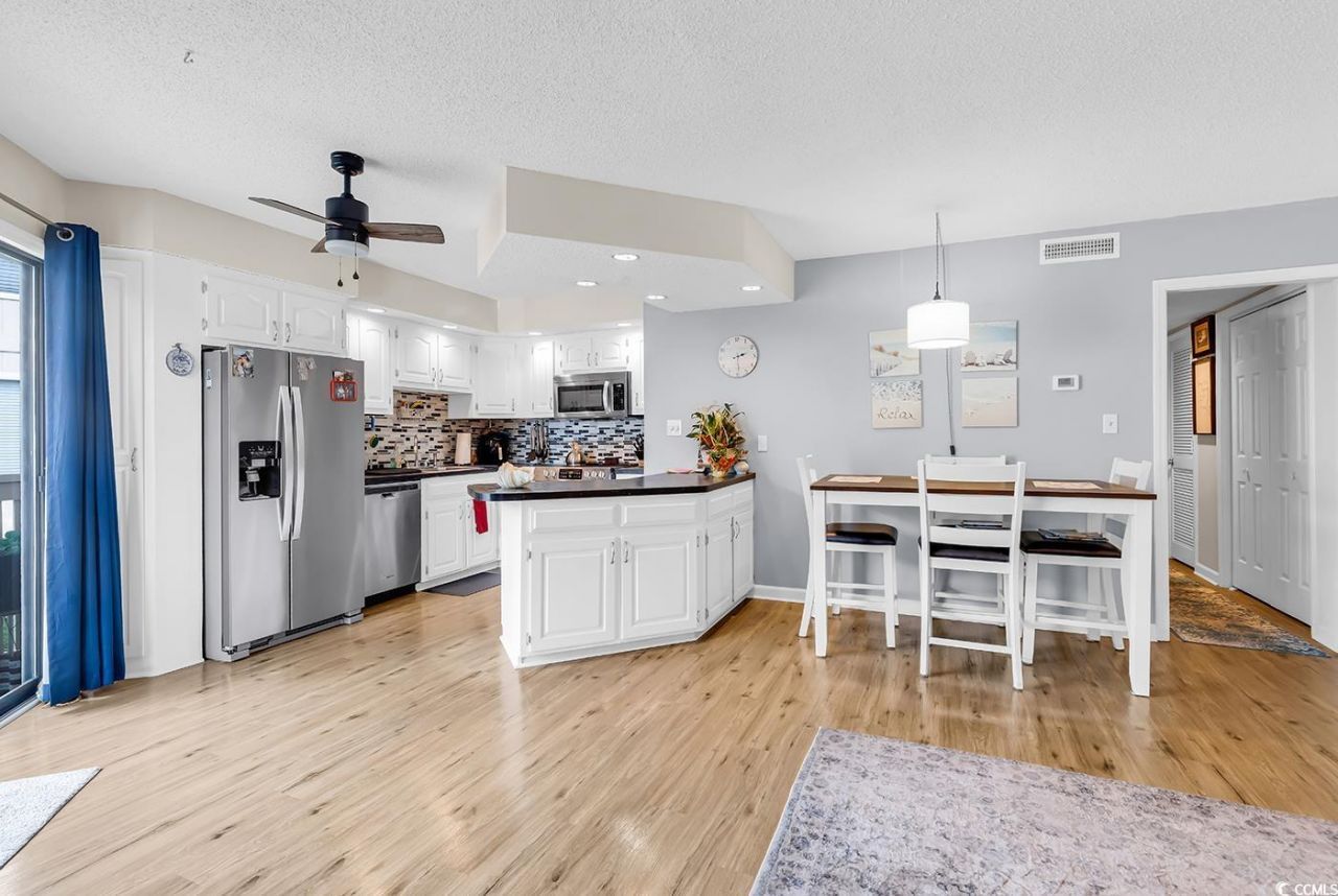 4210 Pinehurst Circle Photo 10