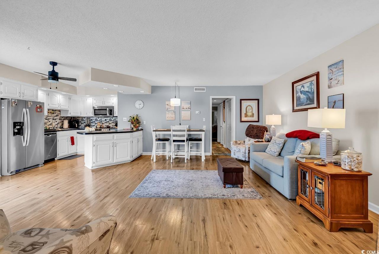 4210 Pinehurst Circle Photo 11