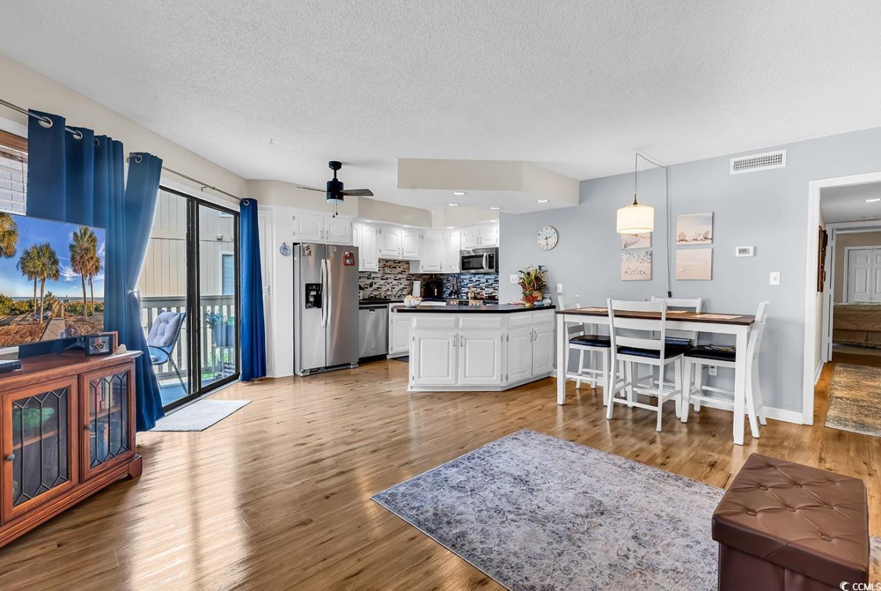 4210 Pinehurst Circle Photo 12