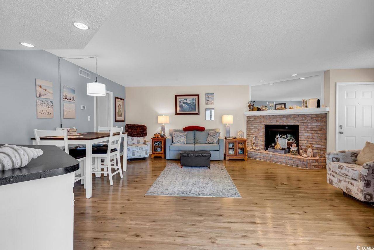 4210 Pinehurst Circle Photo 14