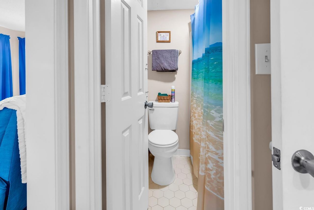 4210 Pinehurst Circle Photo 22