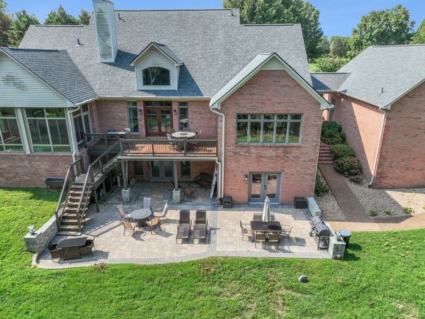 1208 Davidson Ln, Columbia, TN 38401