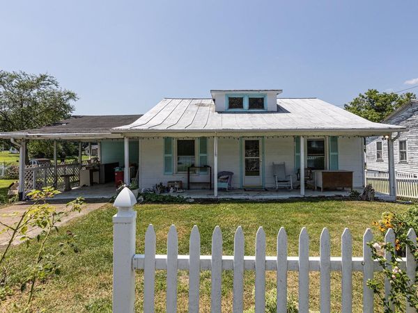 711 EIGHTH ST, SHENANDOAH, VA 22849