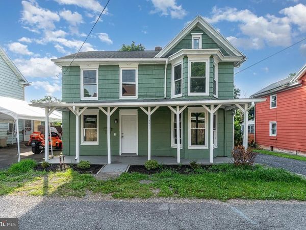 226 N MARKET STREET, DUNCANNON, PA 17020