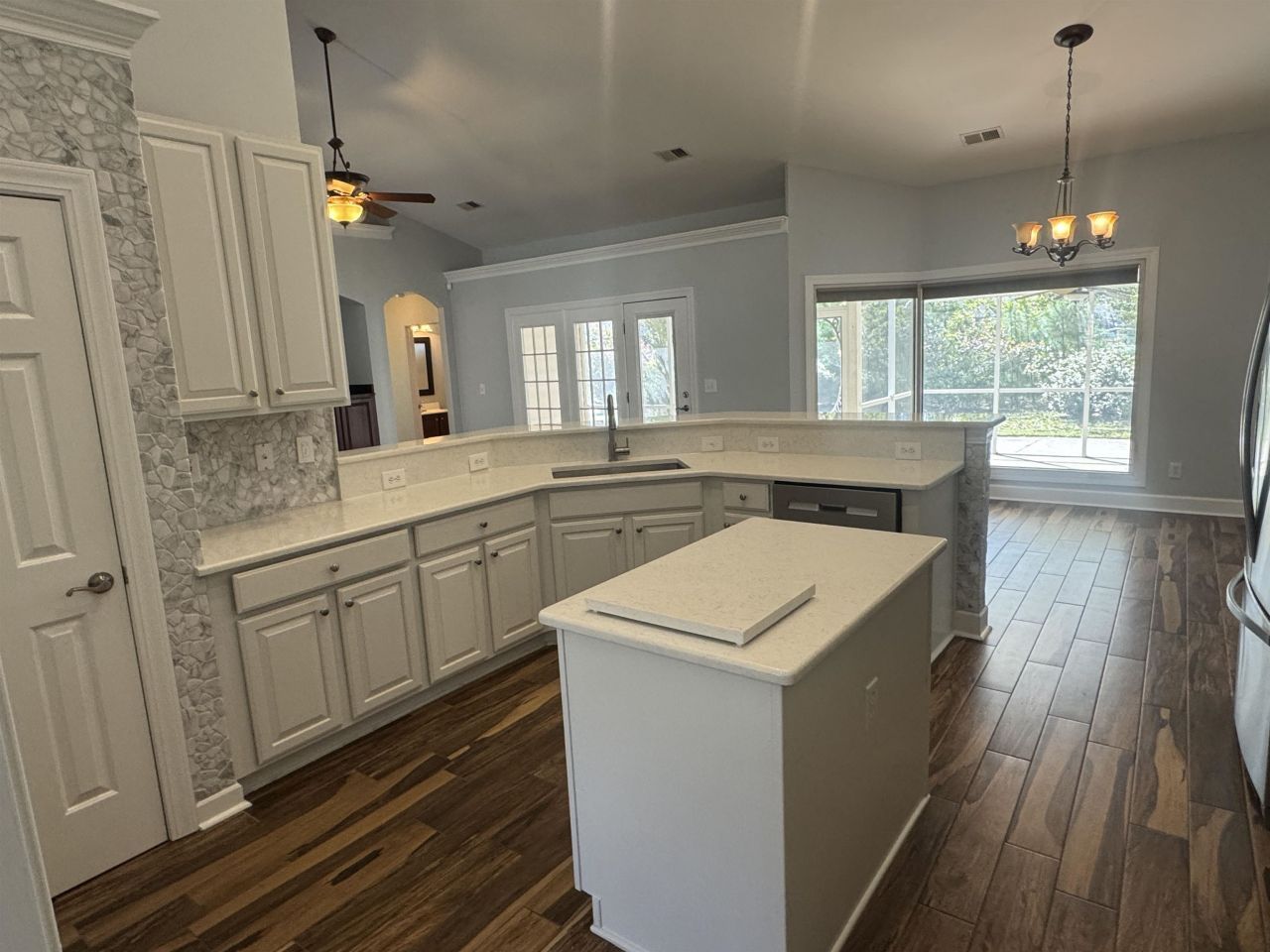 801 Abalone Ct. Photo 17