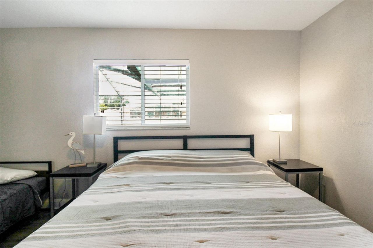 7036 13th Street E, Sarasota, FL 34243 Photo