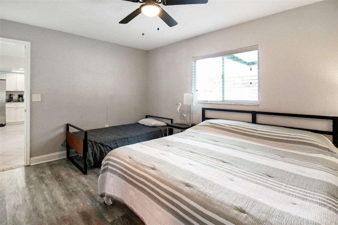 7036 13th Street E, Sarasota, FL 34243 Photo