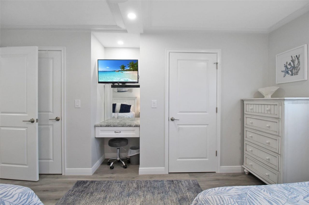 5780 Midnight Pass Road, Unit 609, Sarasota, FL 34242 Photo