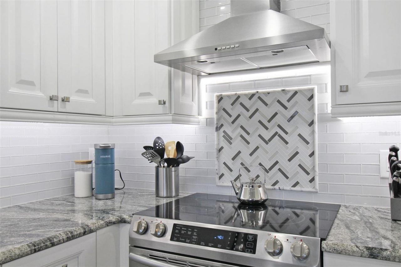 5780 Midnight Pass Road, Unit 609, Sarasota, FL 34242 Photo