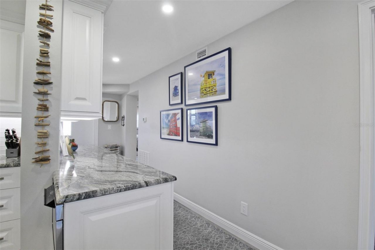 5780 Midnight Pass Road, Unit 609, Sarasota, FL 34242 Photo