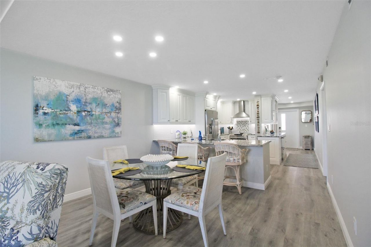 5780 Midnight Pass Road, Unit 609, Sarasota, FL 34242 Photo