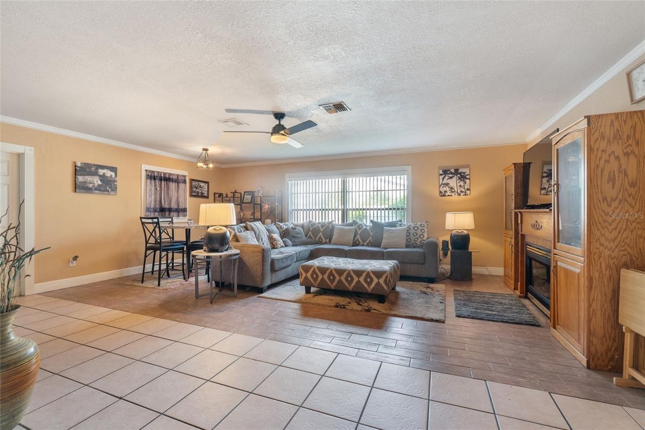 306 Grimes Drive, Auburndale, FL 33823 Photo