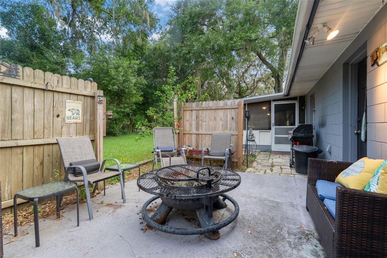 306 Grimes Drive, Auburndale, FL 33823 Photo