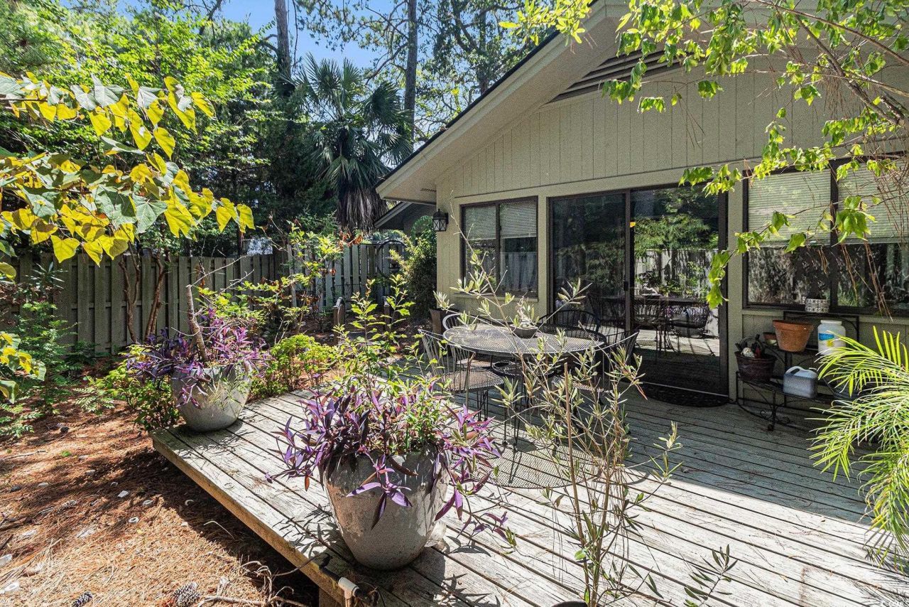 986 Briarwood Dr. Photo 17