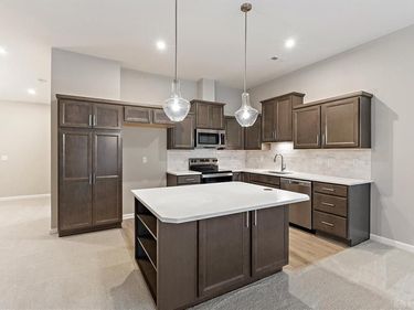 4206 N Golden Clove Bend, Unit 56-303, Sugarcreek Township, OH 45459