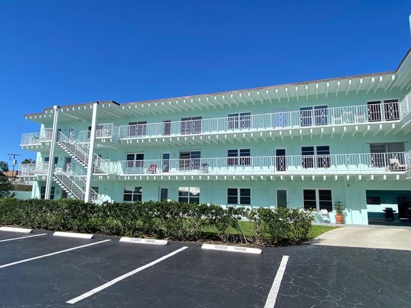 219 Lakeview 102 Avenue, Unit 102, Lantana, FL 33462