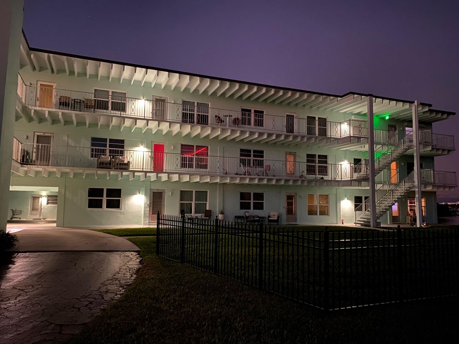 219 Lakeview 102 Avenue, Unit 102, Lantana, FL 33462 Photo