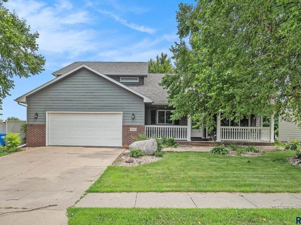7000 S Hughes Ave, Sioux Falls, SD 57108