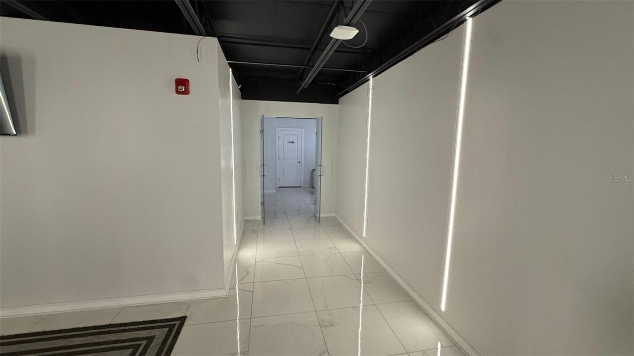 5000 Silver Star Road, Orlando, FL 32808 Photo