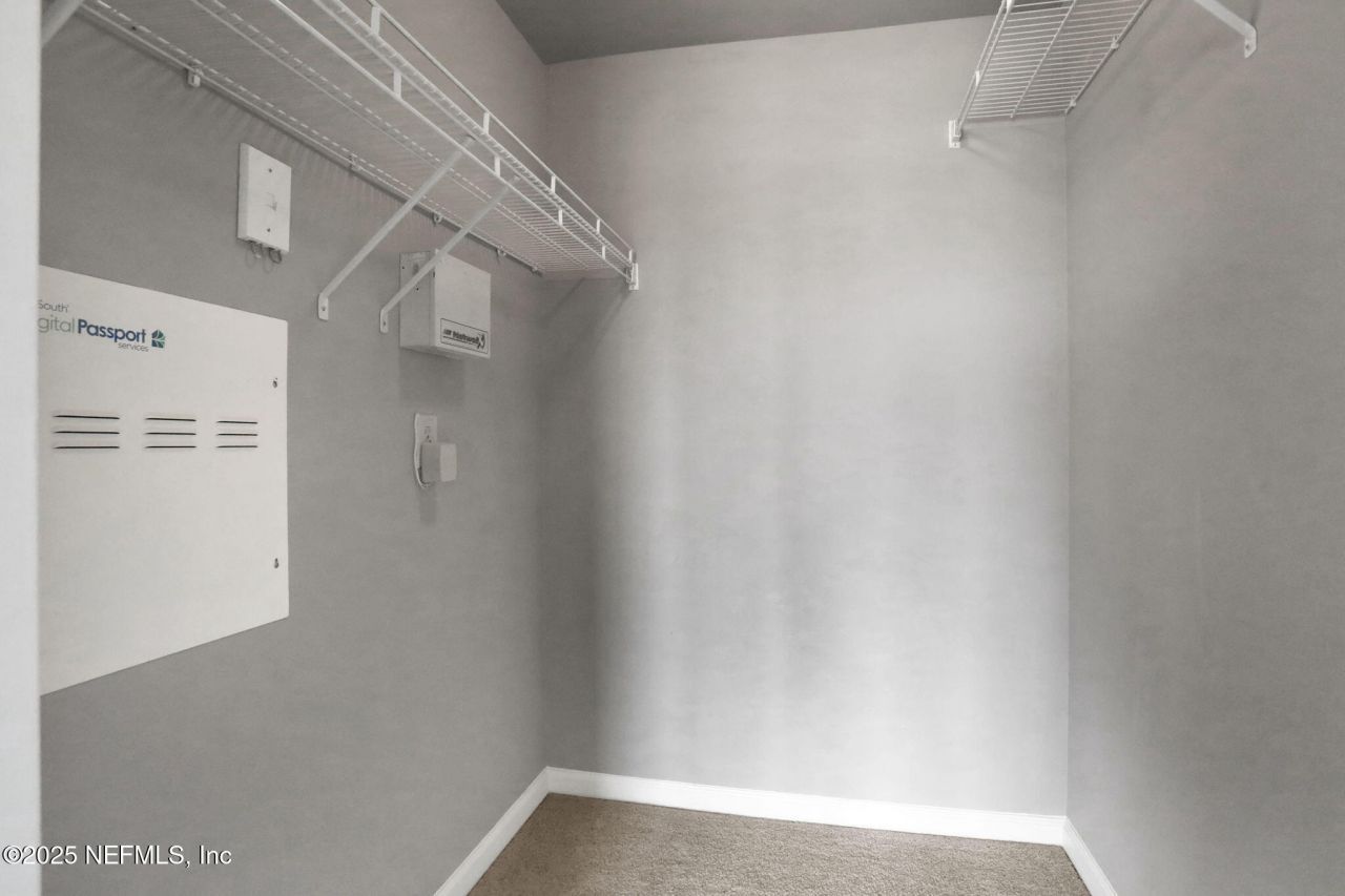 400 E Bay Street, Unit 1705, Jacksonville, FL 32202 Photo