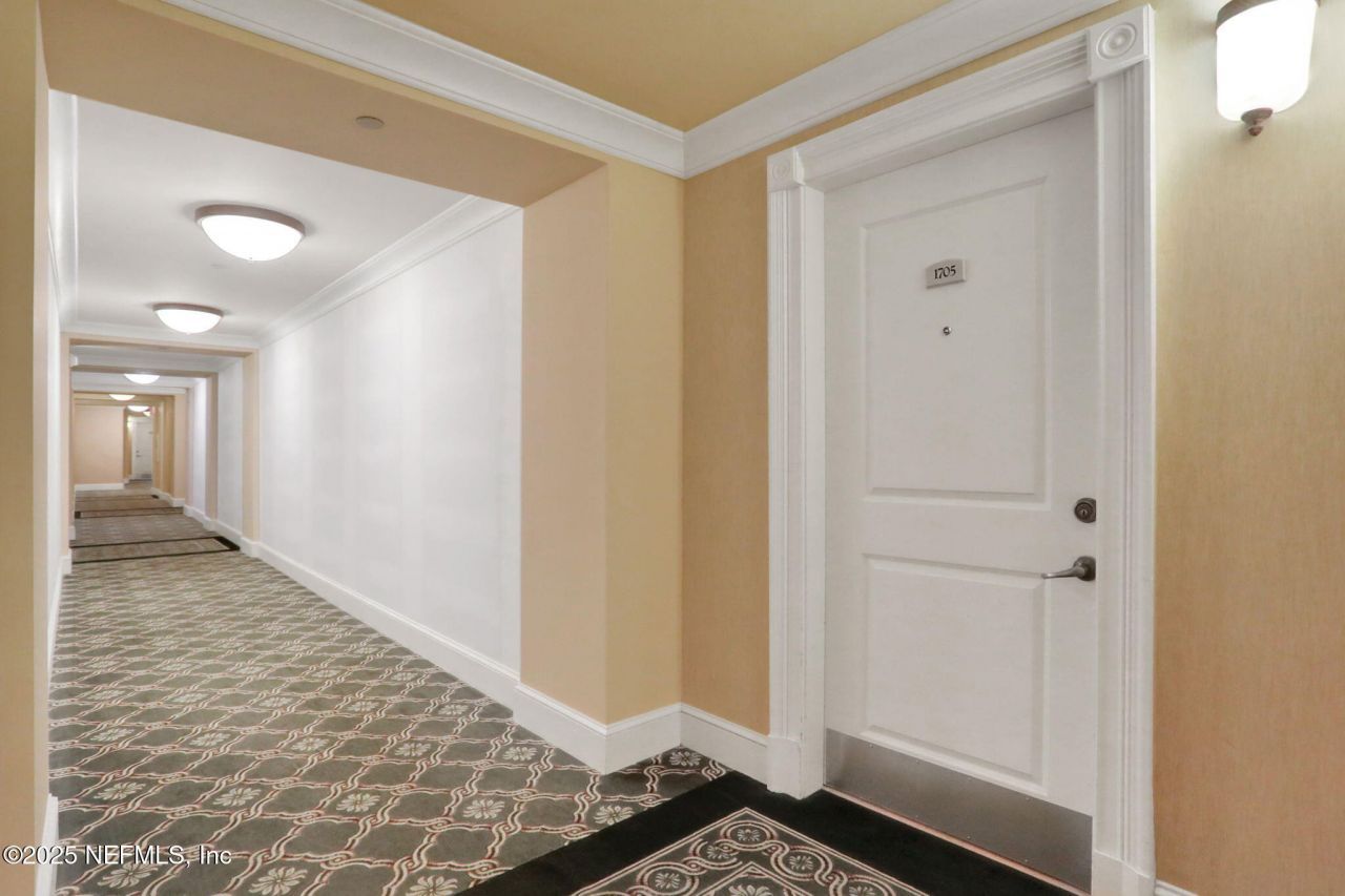 400 E Bay Street, Unit 1705, Jacksonville, FL 32202 Photo