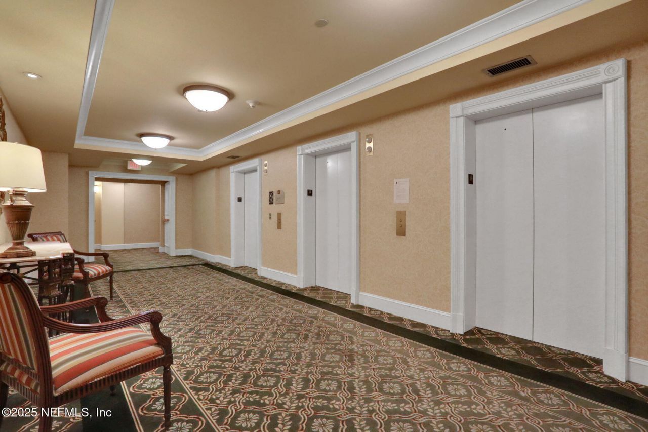 400 E Bay Street, Unit 1705, Jacksonville, FL 32202 Photo
