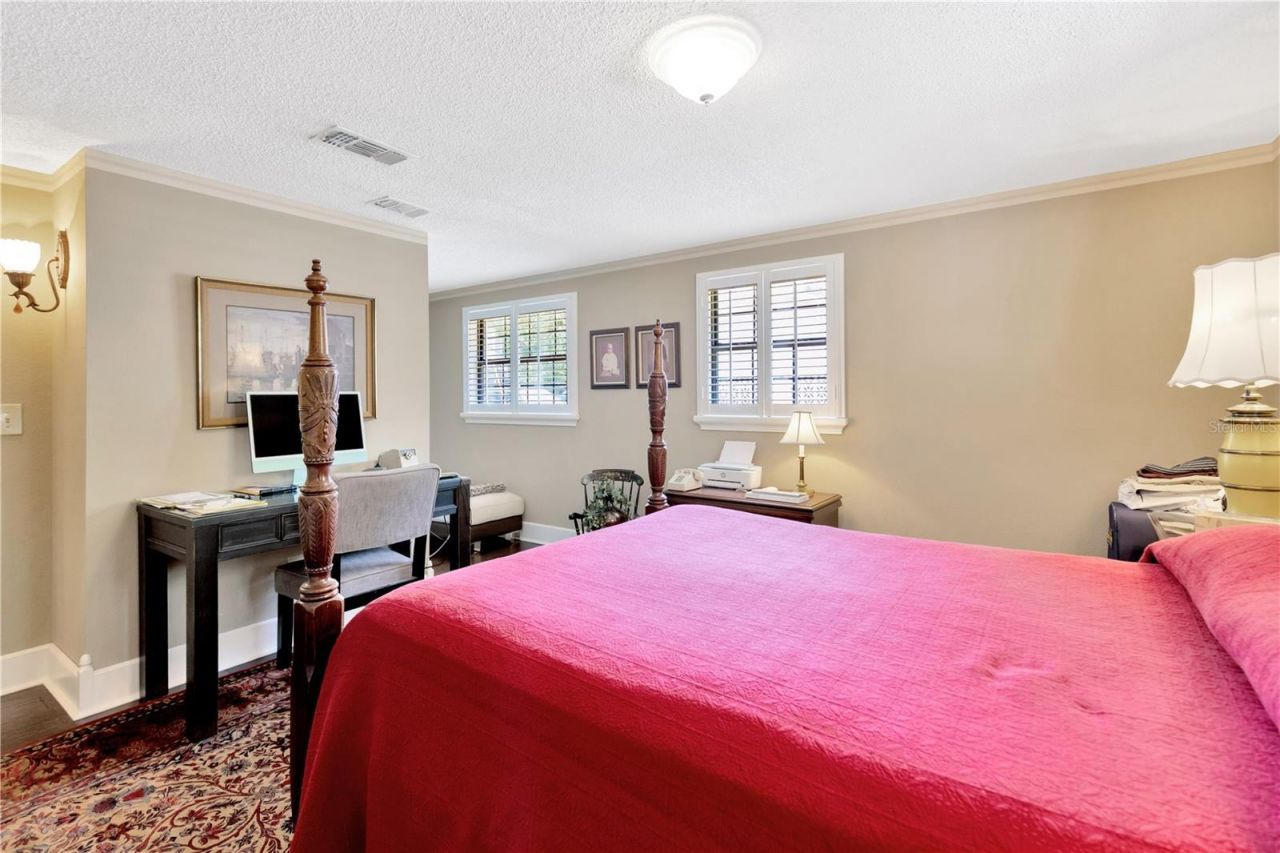 4909 S Elberon Street, Tampa, FL 33611 Photo