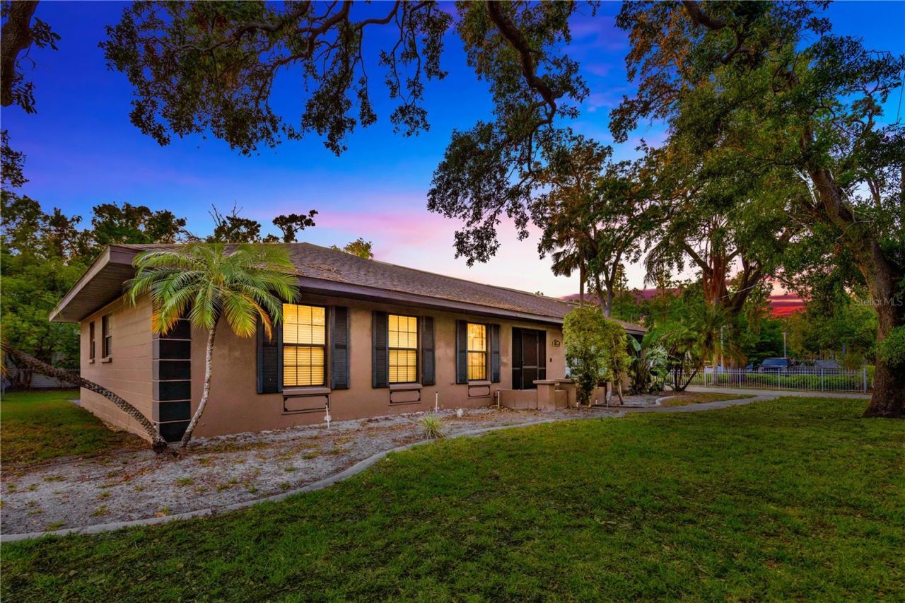 4909 S Elberon Street, Tampa, FL 33611 Photo