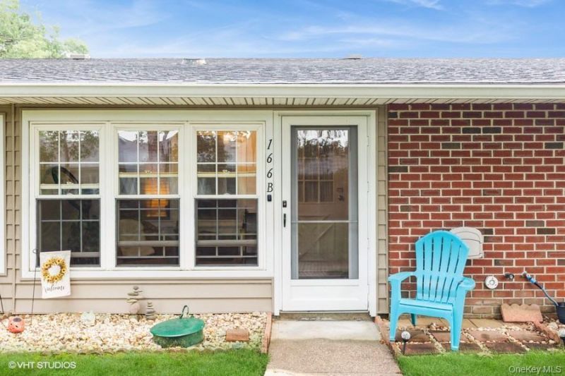 166 Ventry Court, Unit B, Ridge, NY 11961 Main Photo